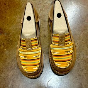 Brand new never worn Ariat Cruisers